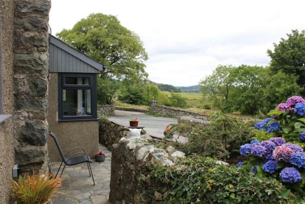 Cosy Cottage In Snowdonia Brynkir Εξωτερικό φωτογραφία